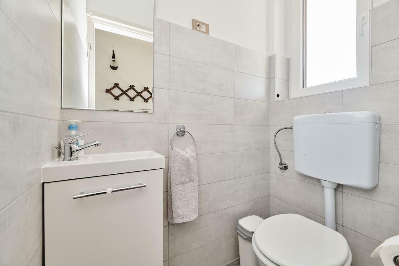 Apartment Ana Brtonigla Zewnętrze zdjęcie